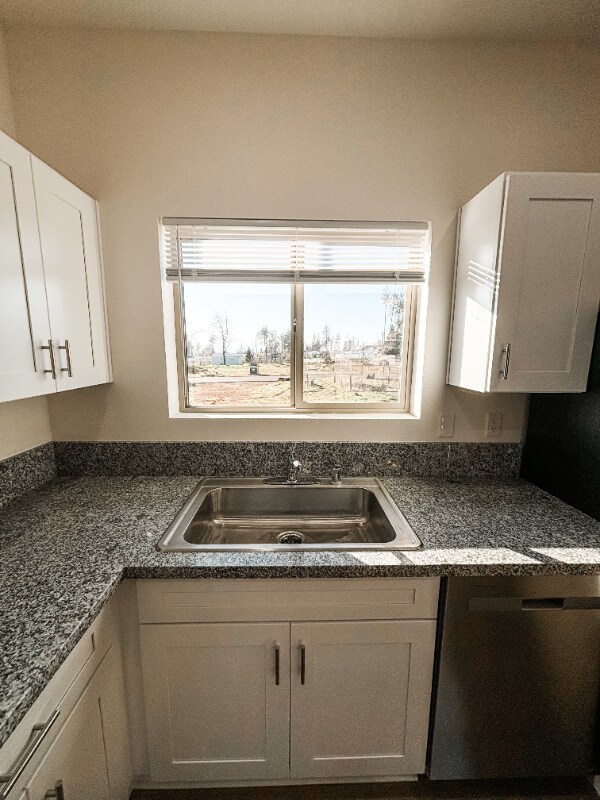 5905 Oliver Rd unit D, Paradise, CA 95969 - photo 6