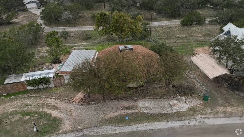 1213 County Road 130, Burnet, TX 78611 - photo 2