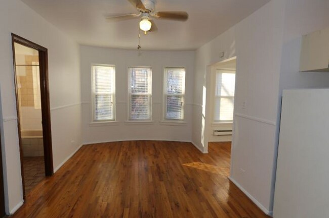 4527 N Malden St unit 4501-3B, Chicago, IL 60640 - photo 3