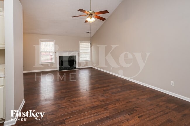 861 Georgetown Dr, Winder, GA 30680 - photo 4