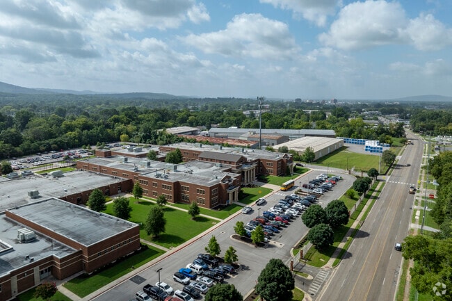 Full campus of New Century Technology High School in Huntsville Alabama.