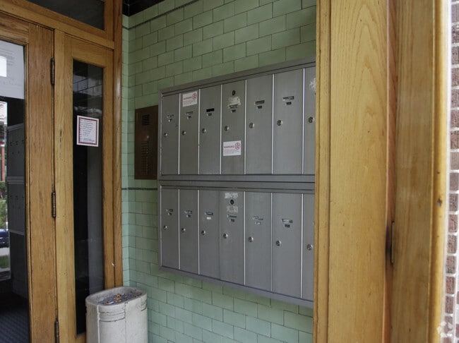 The Crest, Denver, CO 80218 - photo 2