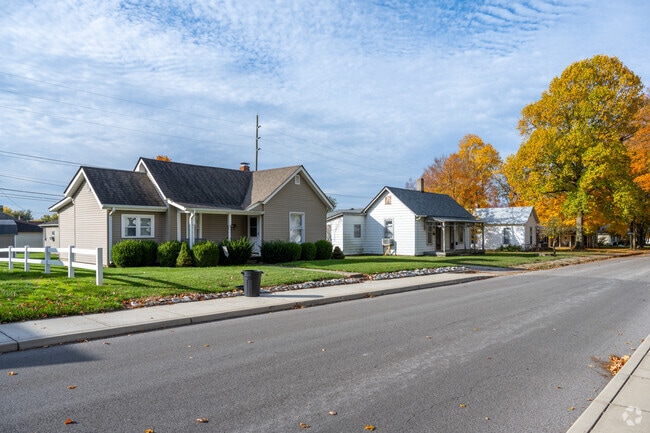 Single story homes fill the streets of Martinsville.