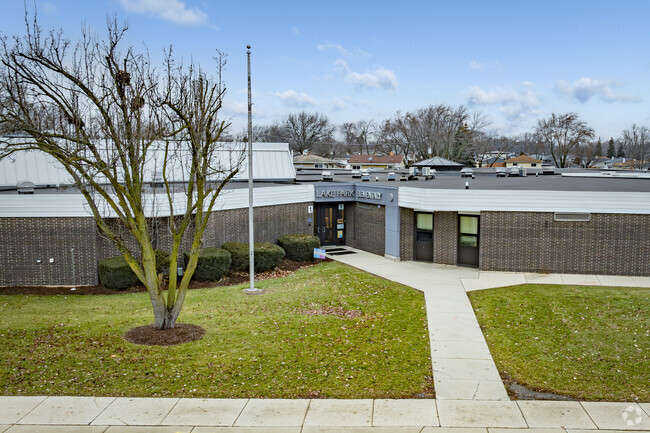 Lake Park Elementary School