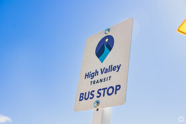 White and blue bus stops are located around Silver Summit.