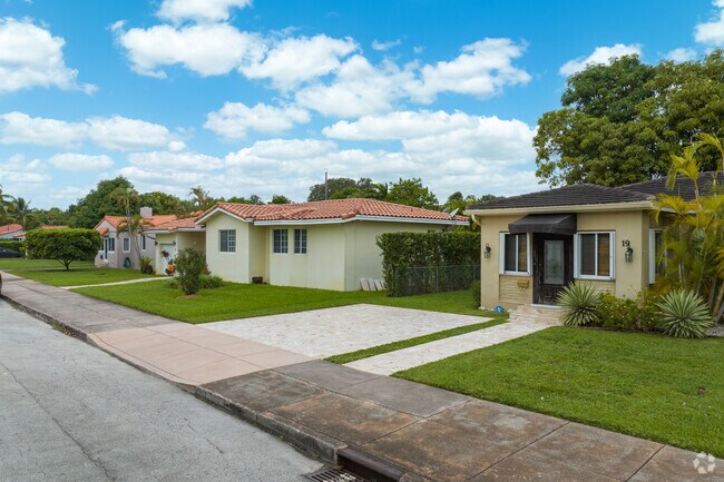 The suburbs of West Flagler is a great place to raise a family.