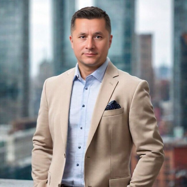 Jacek / Realtor Mikolajczyk
