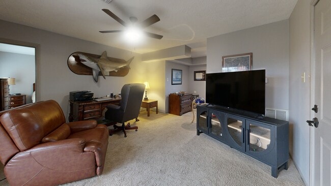 3600 W South St, Alvin, TX 77511 - photo 2