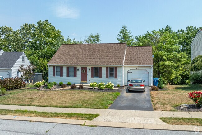 More modest style houses can be found in Farmdale on smaller sized lots of land.
