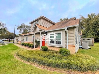 1305 Quail C, Chesapeake, VA 23320