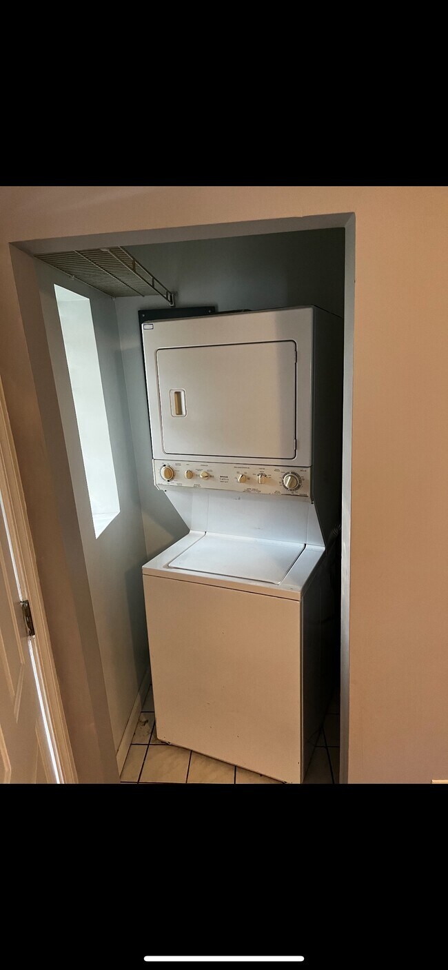 1201 7th St unit 2, Huntington, WV 25701 - photo 4