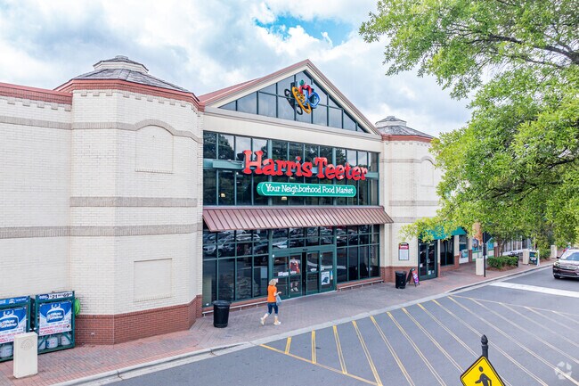 Don't forget the milk and bread as you visit Harris Teeter in Hembstead.
