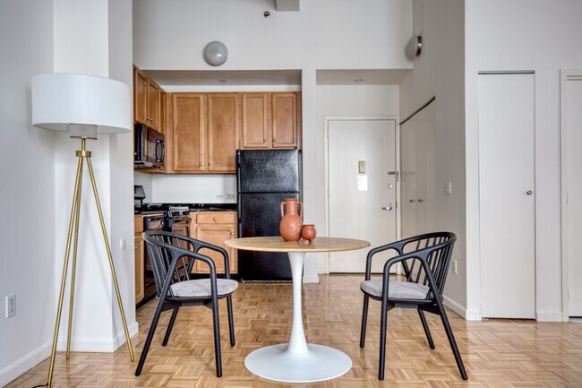 85 John St unit FL13-ID2201, New York, NY 10038 - photo 6