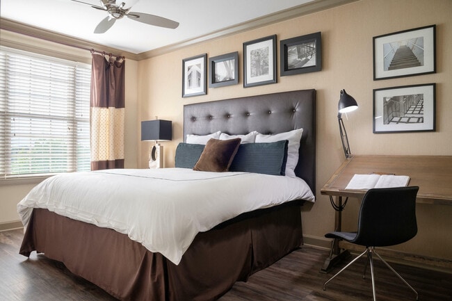 Emory Point, Atlanta, GA 30329 - photo 5