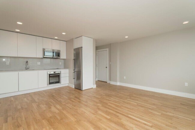330 Harvard St unit 7, Cambridge, MA 02139 - photo 4