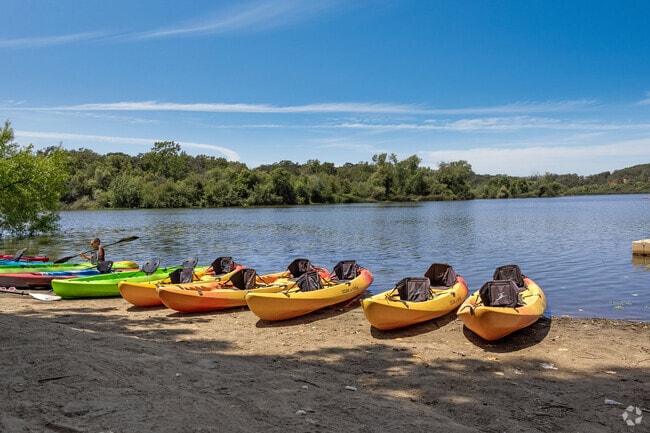 Spring Lake Park has an abundance of kayaks for rent in Santa Rosa.