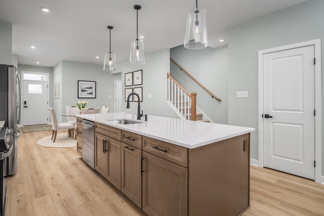 1718 Hydrangea Way, Downingtown, PA 19335 - photo 6