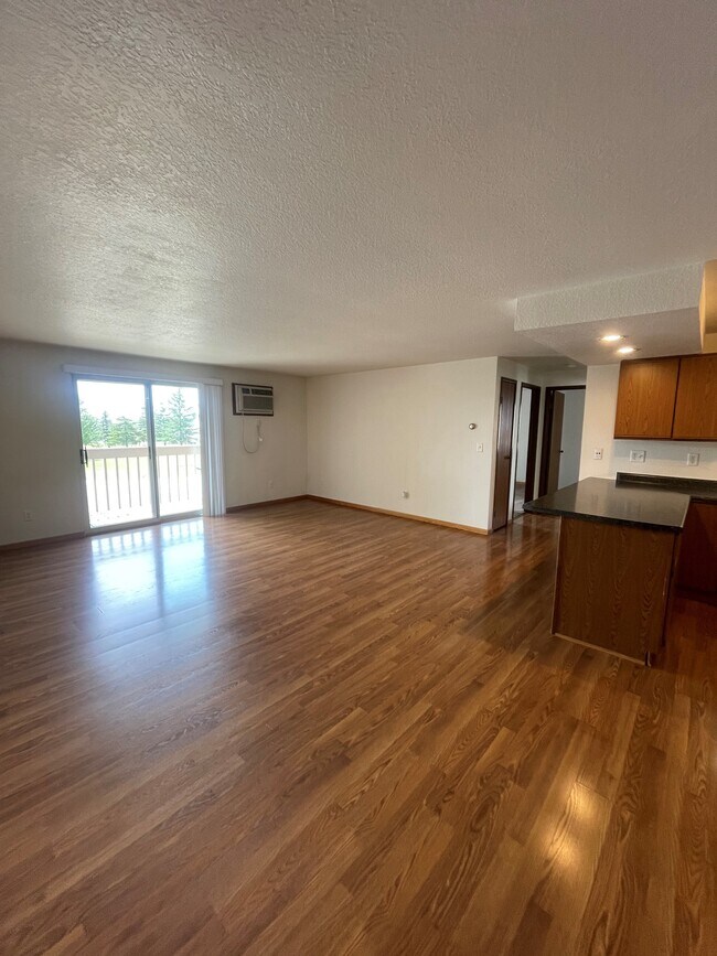 Skyview Apartments, Little Chute, WI 54911 - photo 7