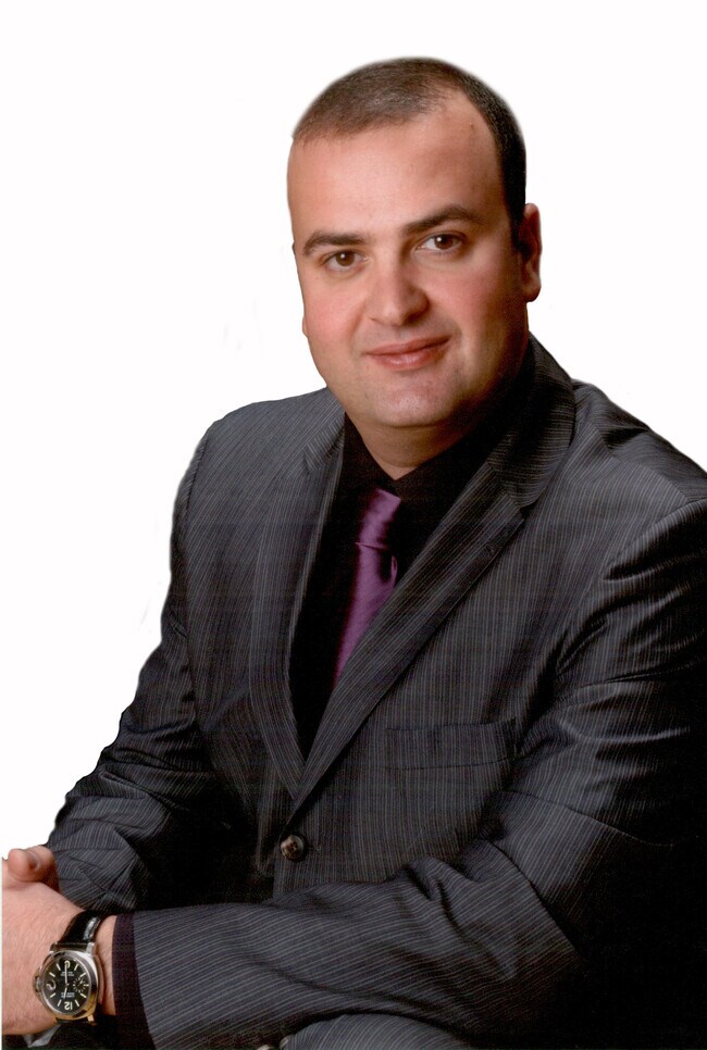Agent Photo