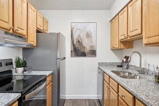 581 Calla Ct, Newport News, VA 23608