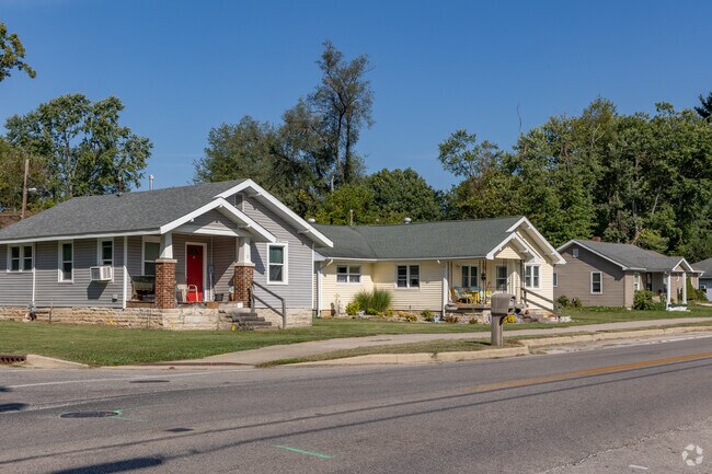 This row of Broadview homes sits on Rogers Street which cuts the neighborhood in half.