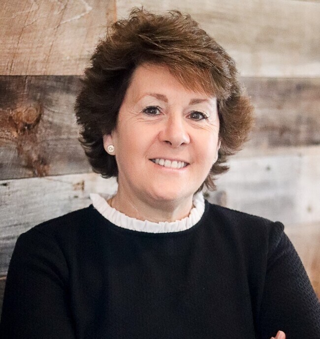 Anne Plummer-Legere