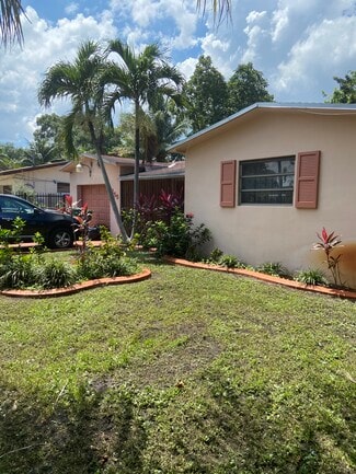 255 NE 164th Terrace, Miami, FL 33162