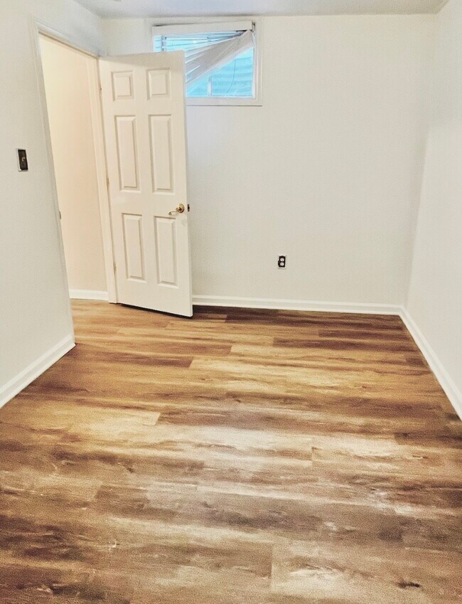 9538 Clematis St, Manassas, VA 20110 - photo 6