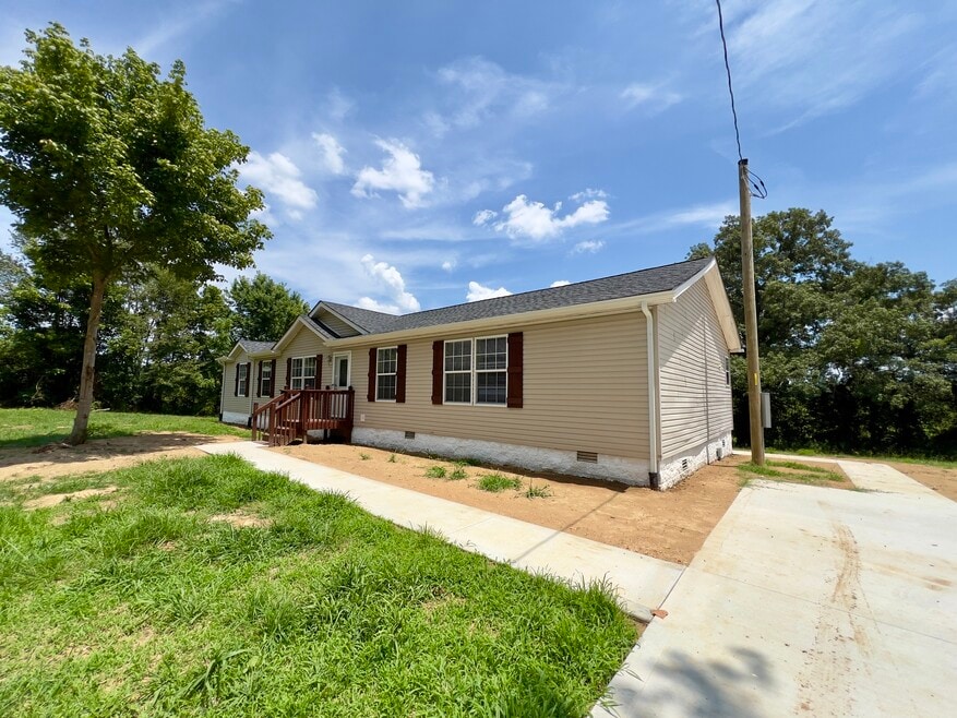 1143 Spurlock Dr, Cookeville, TN 38506 - photo 1