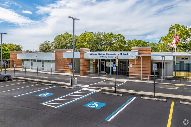 Mildred Helms Elementary School helps your children from K-5 grow into bright young kids in Harbor Bluffs.