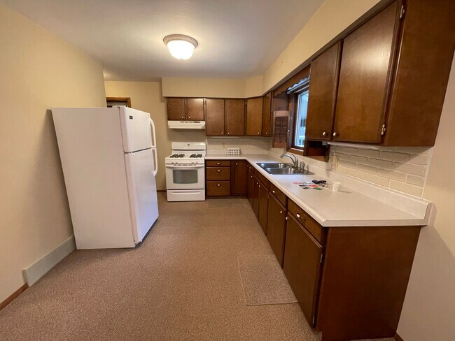 1412 Keck Ave, Weston, WI 54476 - photo 7