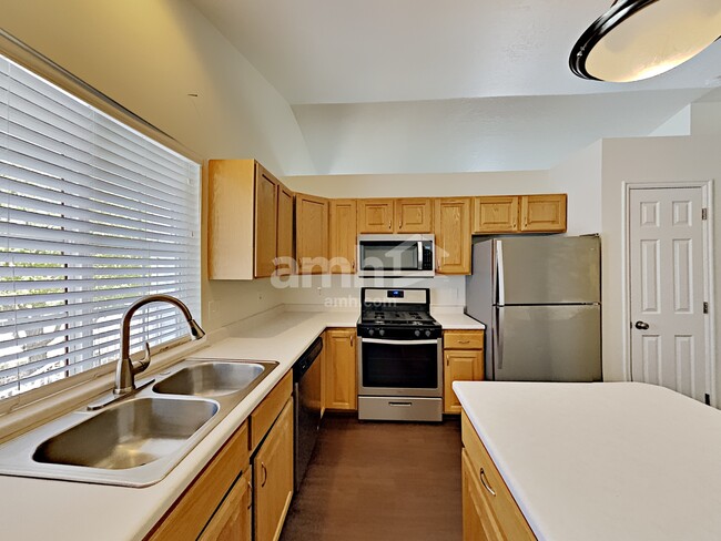 1893 N 2475 W, Clearfield, UT 84015 - photo 6