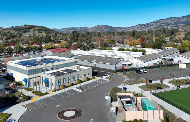 Marin Oaks High School is a highly rated school in Novato.