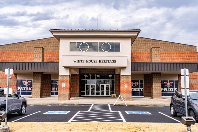 White House Heritage High School in White House, TN earns a B+ on Niche.