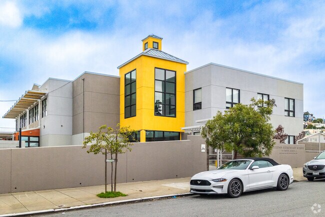 Sheridan Elementary exhibits post-modern architecture near Ingleside.