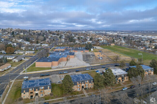Rita Murphy Elementary School is situated in a residential community.