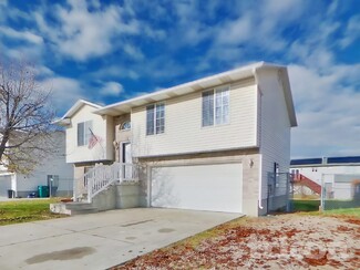 5447 Midland Dr, Roy, UT 84067