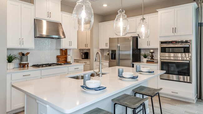 2124 Babbling Brook Blvd, Auburndale, FL 33823 - photo 3