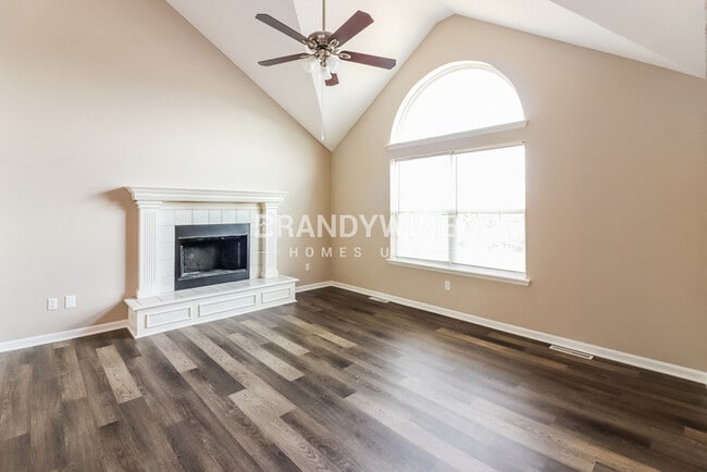 1205 Deena St, Pleasant Hill, MO 64080 - photo 3