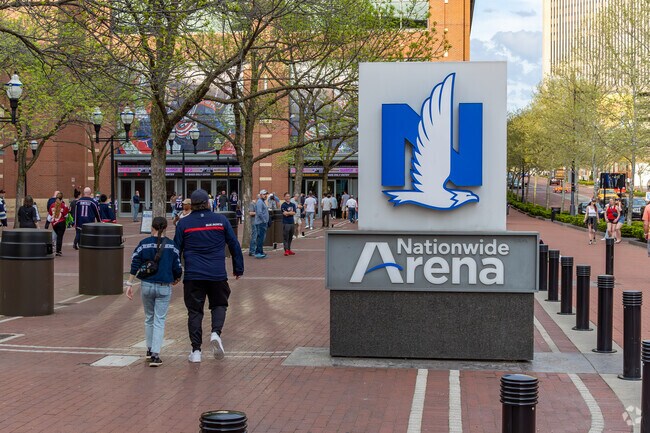 It is just a short drive north to the Arena District in downtown Columbus.