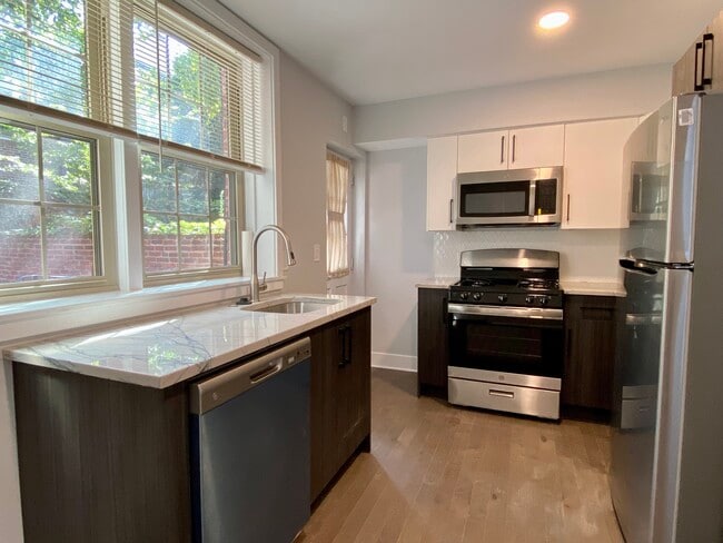 722 Lombard St unit 1, Philadelphia, PA 19147 - photo 3