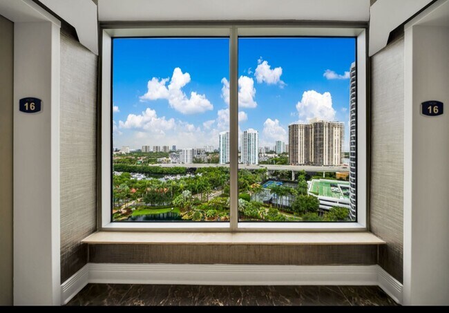 19101 NE 36th Ct unit 16, Aventura, FL 33180 - photo 4