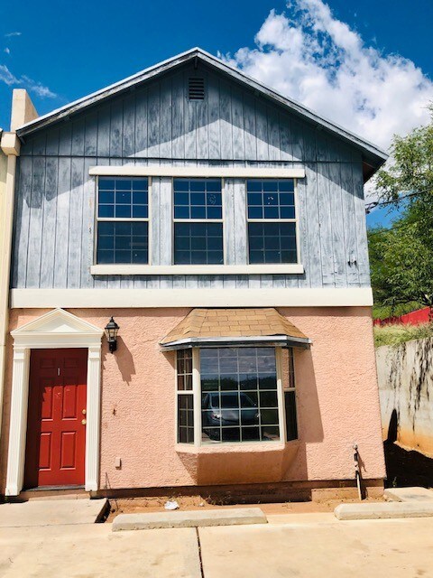 544 Multy Ct Unit 4, Rio Rico, AZ 85648