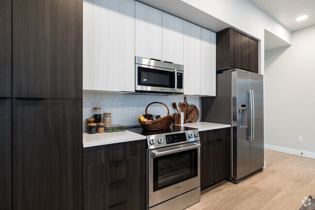 Bri at Station Park, Farmington, UT 84025 - photo 6