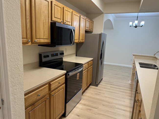 10075 Gate Pkwy N unit 2805, Jacksonville, FL 32246 - photo 6