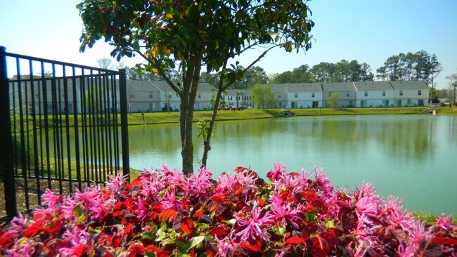 Fords Pointe Apartments and Townhomes, Savannah, GA 31419 - photo 6