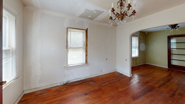 1103 W Mount Garfield Rd, Norton Shores, MI 49441 - photo 2