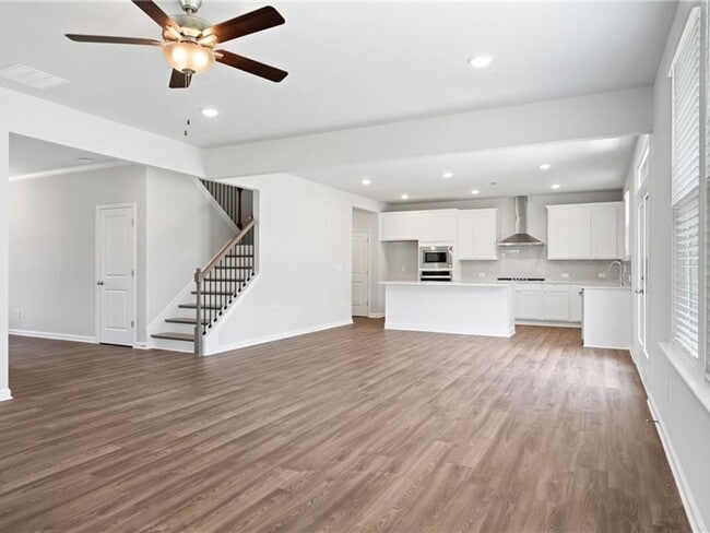 193 Atlas Ln, Winder, GA 30680 - photo 4