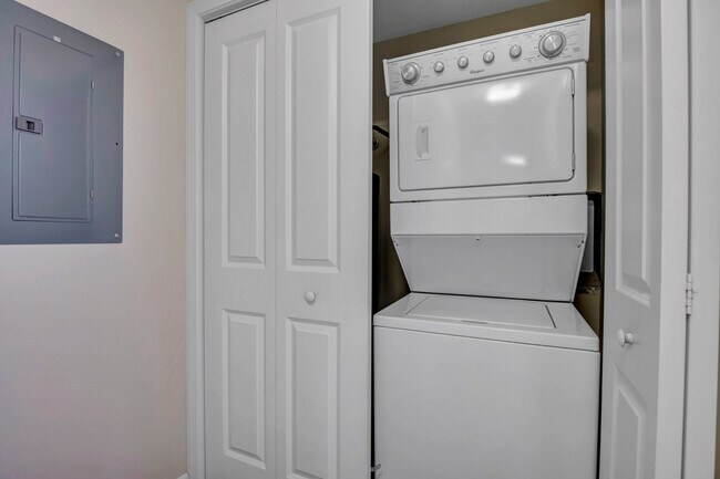 377 Main St unit 208, Niantic, CT 06357 - photo 6