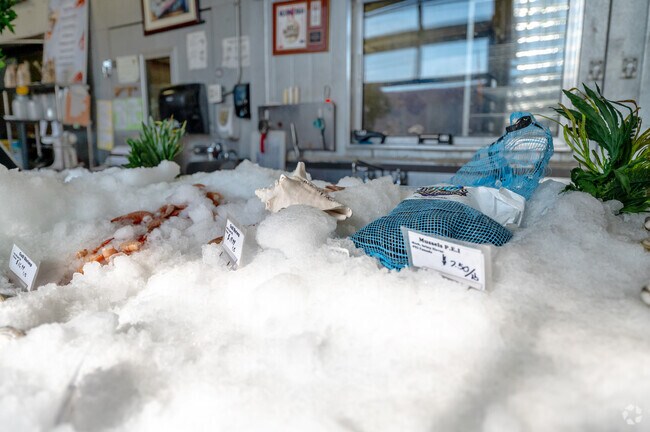 The Ivy City Smokehouse in Ivy City is popular for its delicious seafood and cocktails.